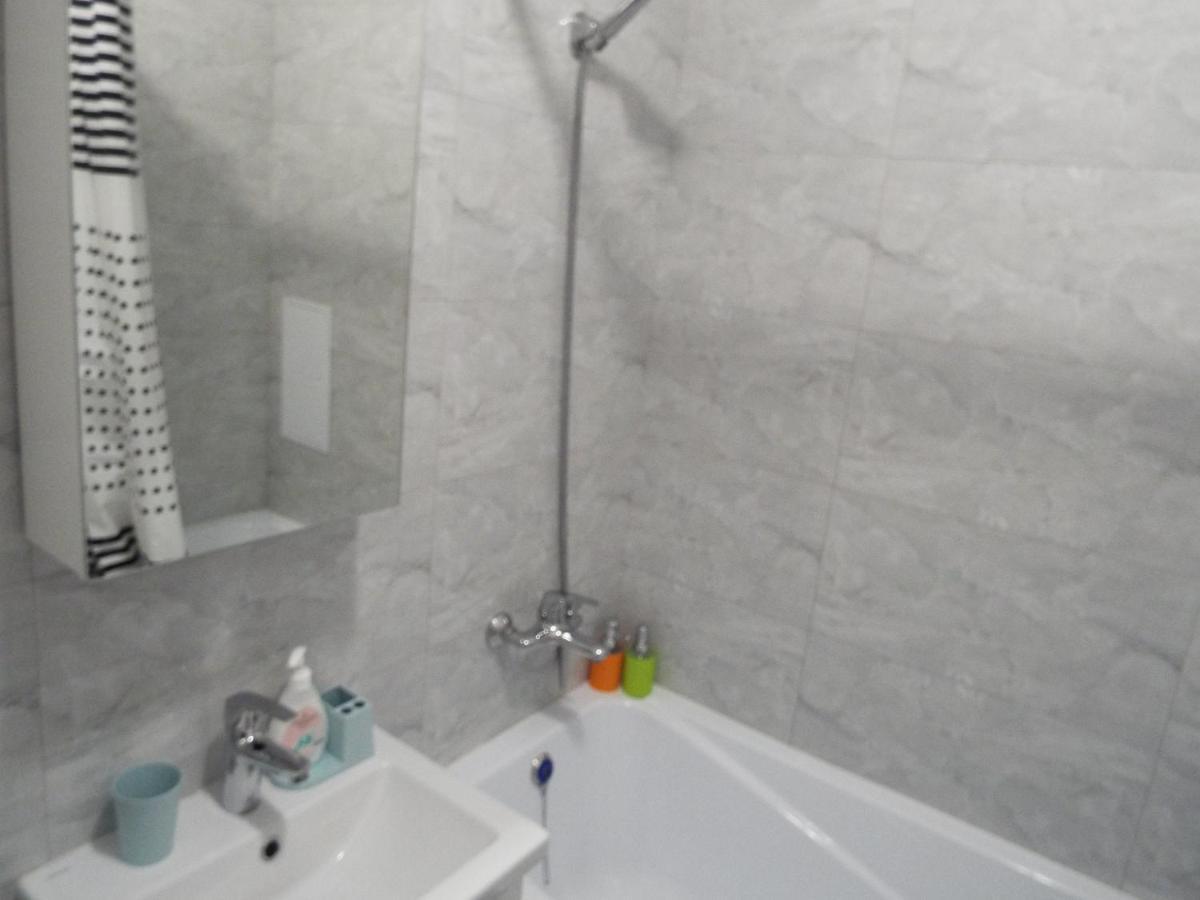 Esil Plaza Apartment Asztana Kültér fotó